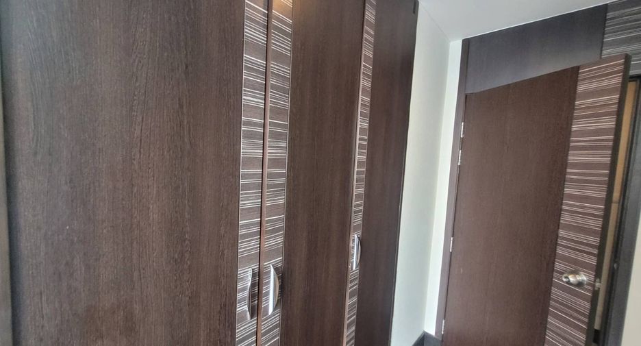 Wohnung zur Miete mit 3 Zimmer in Khlong Toei, Bangkok