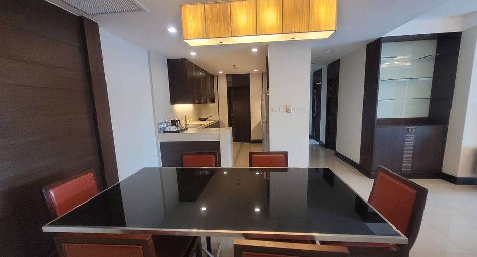 Wohnung zur Miete mit 3 Zimmer in Khlong Toei, Bangkok