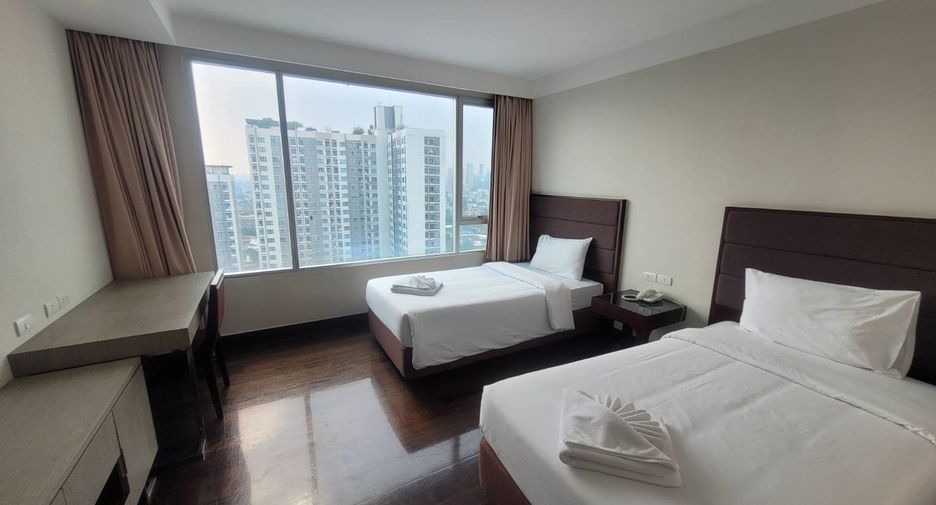 Wohnung zur Miete mit 3 Zimmer in Khlong Toei, Bangkok