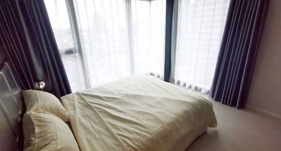 For rent 2 bedrooms condo in Sathon, Bangkok