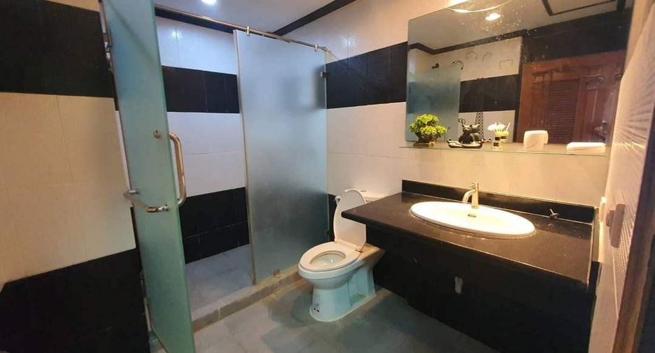 ให้เช่า และ ขาย 3 ห้องนอน คอนโด ใน วัฒนา, กรุงเทพฯ