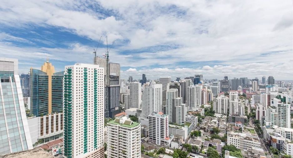 For rent and for sale 2 bedrooms condo in Khlong Toei, Bangkok