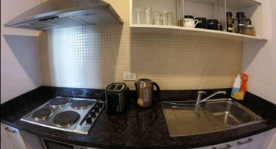 For rent 1 bed condo in Khlong Toei, Bangkok