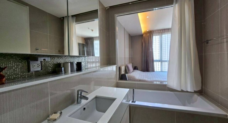 For rent 2 ベッドルーム condo in Watthana, Bangkok
