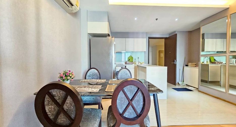 For rent 2 ベッドルーム condo in Watthana, Bangkok