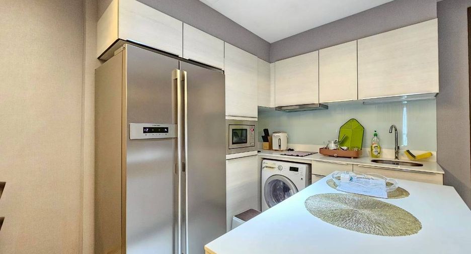 For rent 2 ベッドルーム condo in Watthana, Bangkok