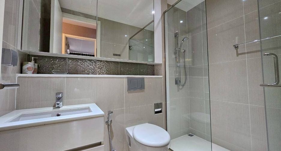 For rent 2 ベッドルーム condo in Watthana, Bangkok