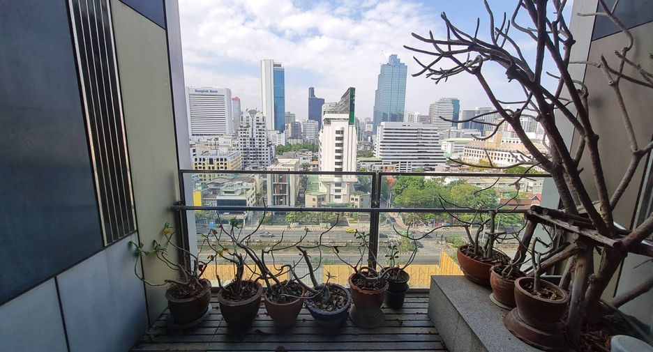 For rent 2 bedrooms condo in Sathon, Bangkok