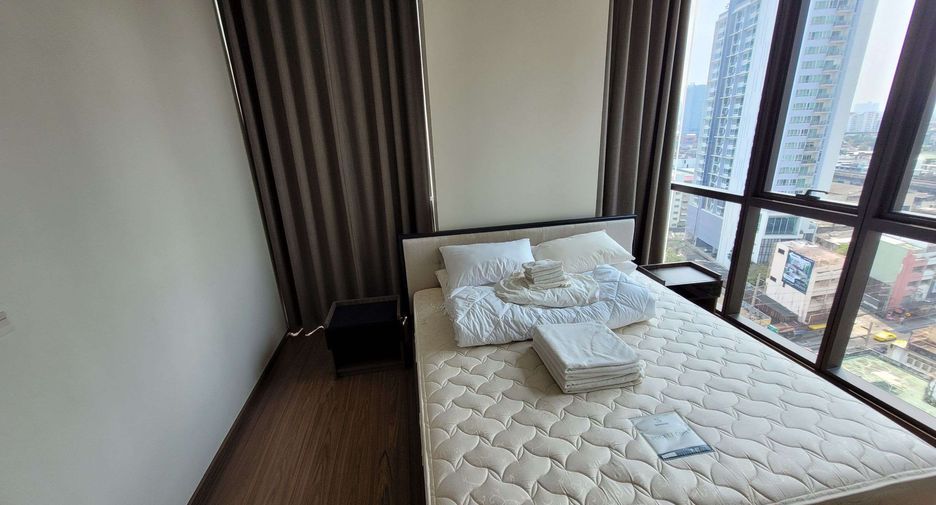 For rent 2 bedrooms condo in Khlong Toei, Bangkok