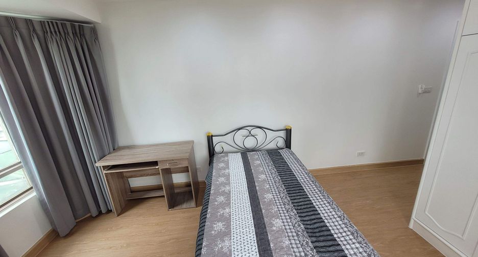 For rent 3 ベッドルーム condo in Watthana, Bangkok