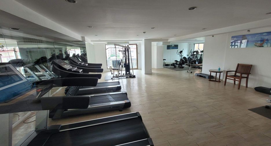 For rent 3 ベッドルーム condo in Watthana, Bangkok