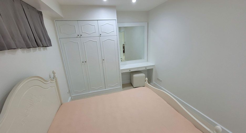 For rent 3 ベッドルーム condo in Watthana, Bangkok