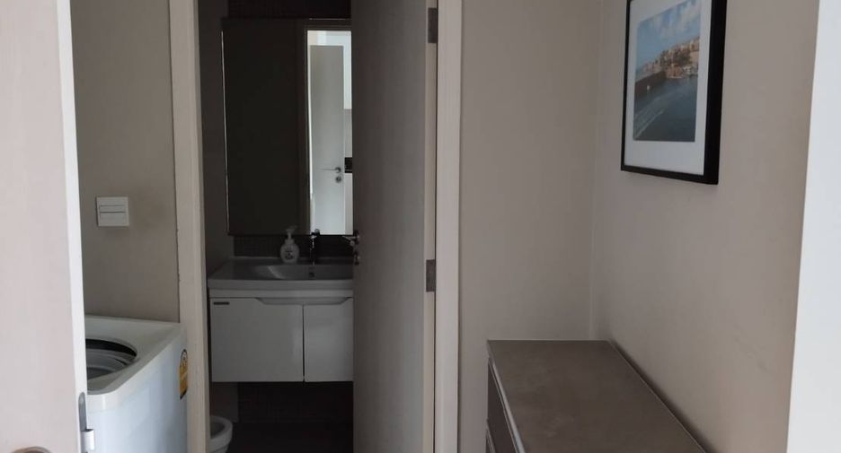 For rent and for sale 2 bedrooms condo in Watthana, Bangkok