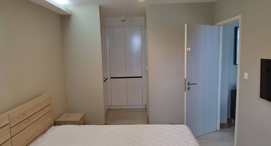 For rent and for sale 2 bedrooms condo in Watthana, Bangkok