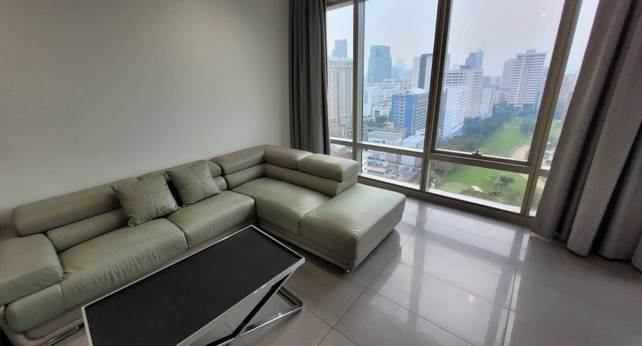 For rent 2 bedrooms condo in Pathum Wan, Bangkok