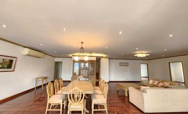 For rent 3 bedrooms condo in Watthana, Bangkok
