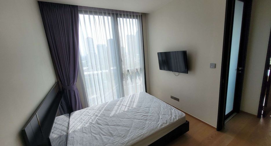 For rent 2 bedrooms condo in Khlong Toei, Bangkok