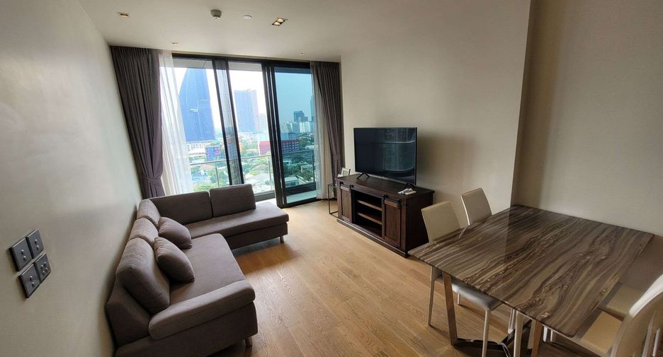 For rent 2 bedrooms condo in Khlong Toei, Bangkok