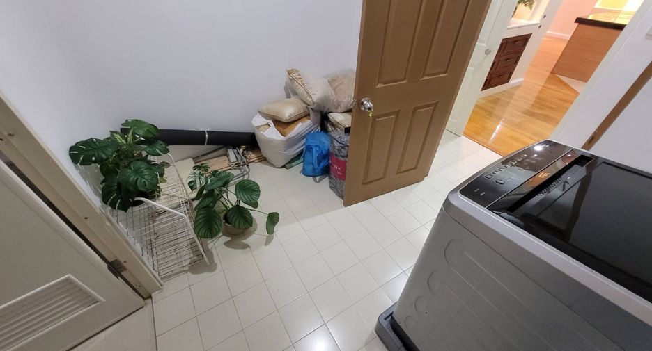 ให้เช่า 2 ห้องนอน คอนโด ใน วัฒนา, กรุงเทพฯ