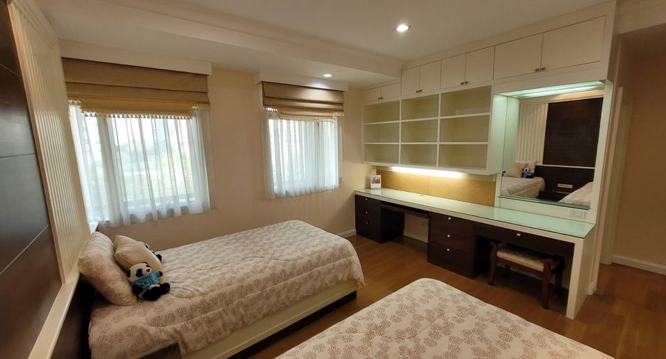 ให้เช่า 2 ห้องนอน คอนโด ใน วัฒนา, กรุงเทพฯ
