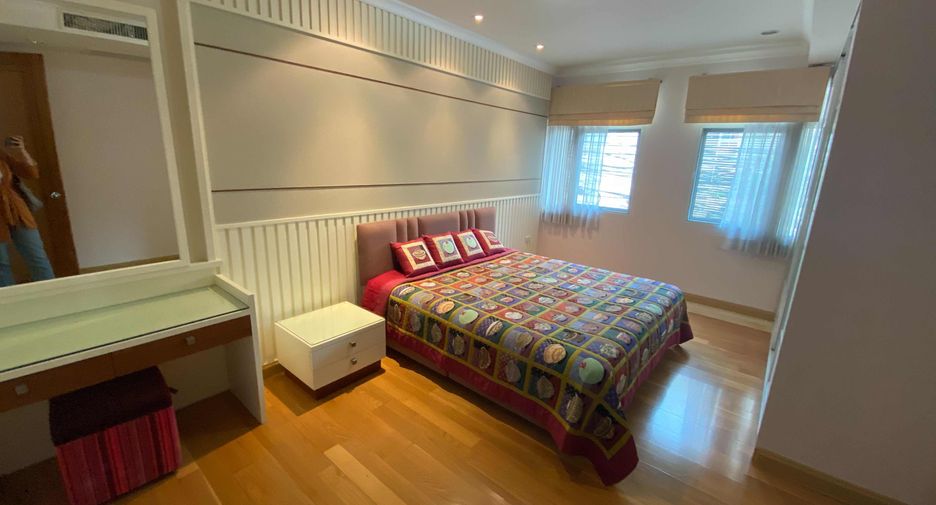 Wohnung zur Miete mit 3 Zimmer in Watthana, Bangkok
