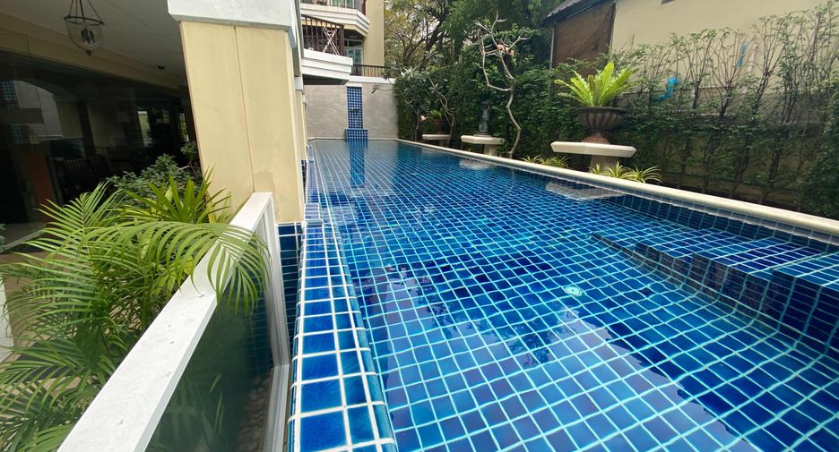 Wohnung zur Miete mit 3 Zimmer in Watthana, Bangkok