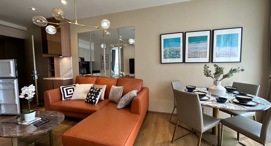 For rent 2 bedrooms condo in Khlong Toei, Bangkok