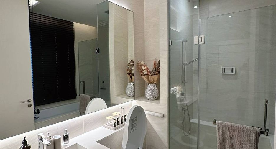 Wohnung zur Miete und zum Kauf mit 1 Zimmer in Khlong Toei, Bangkok