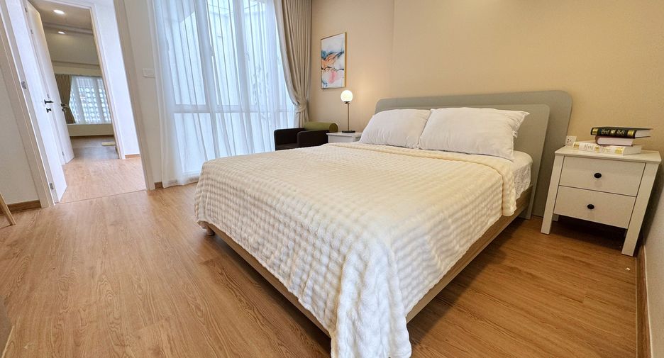 For rent and for sale 2 bedrooms townhouse in Watthana, Bangkok