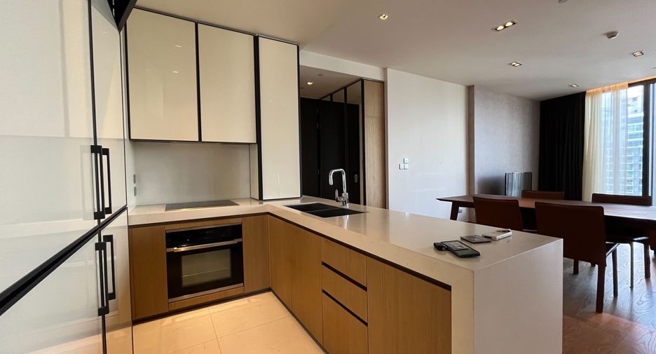 Wohnung zur Miete und zum Kauf mit 2 Zimmer in Khlong Toei, Bangkok