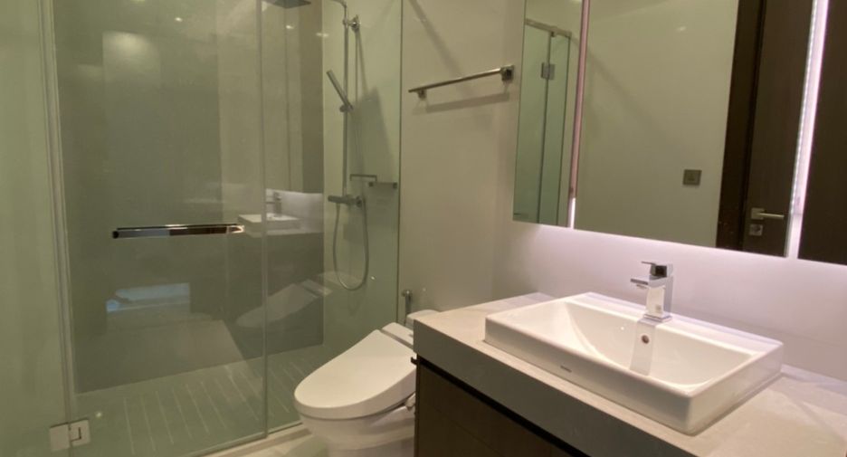 Wohnung zur Miete und zum Kauf mit 2 Zimmer in Khlong Toei, Bangkok