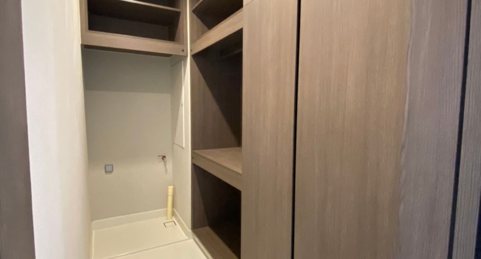 Wohnung zur Miete und zum Kauf mit 2 Zimmer in Khlong Toei, Bangkok