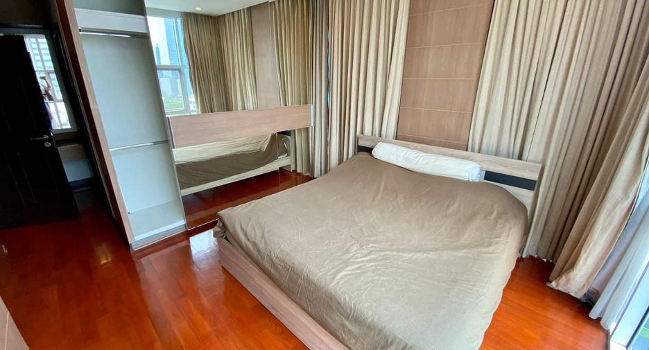 For rent 2 ベッドルーム condo in Watthana, Bangkok