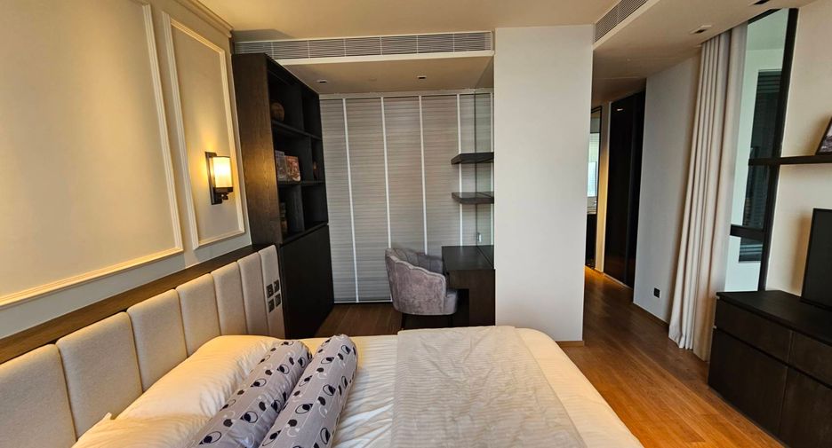 For rent and for sale 2 bedrooms condo in Khlong Toei, Bangkok
