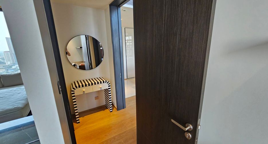 For rent and for sale 2 bedrooms condo in Khlong Toei, Bangkok