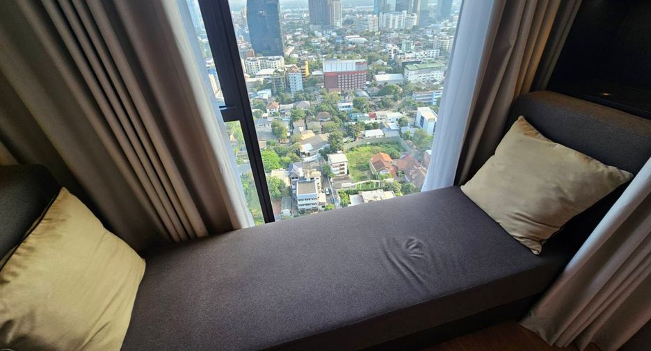 For rent and for sale 2 bedrooms condo in Khlong Toei, Bangkok