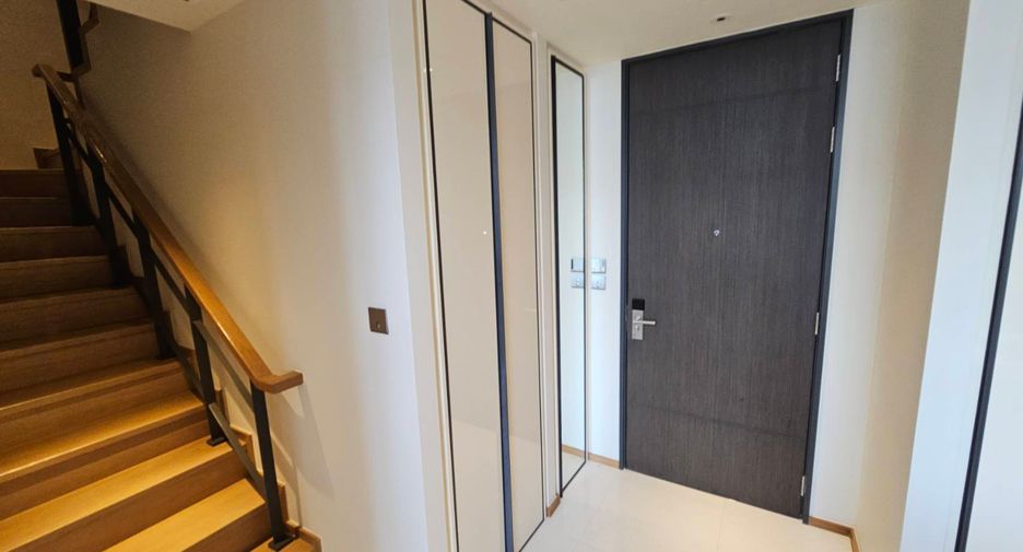 For rent and for sale 2 bedrooms condo in Khlong Toei, Bangkok