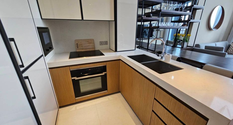 For rent and for sale 2 bedrooms condo in Khlong Toei, Bangkok