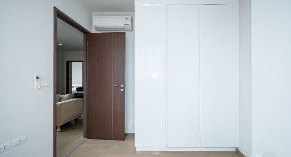 For rent and for sale 2 bedrooms condo in Pathum Wan, Bangkok