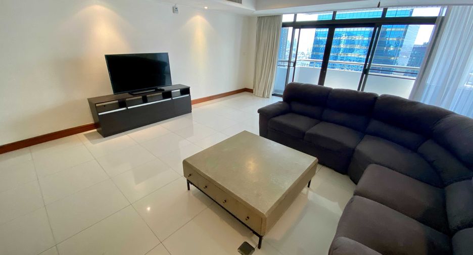 For rent 3 bedrooms condo in Watthana, Bangkok