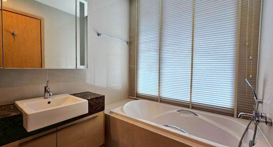 Wohnung zur Miete mit 2 Zimmer in Khlong Toei, Bangkok