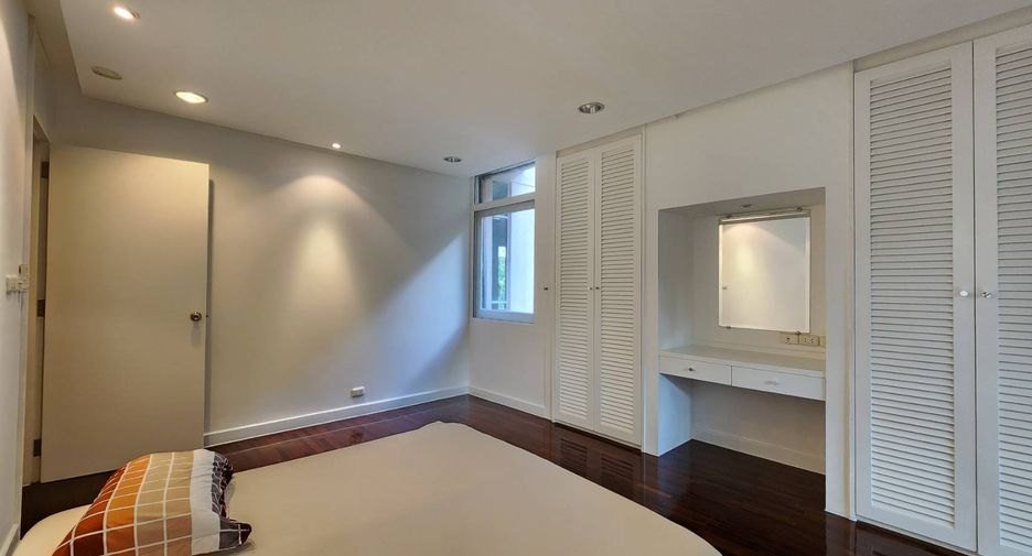 Wohnung zur Miete mit 3 Zimmer in Pathum Wan, Bangkok