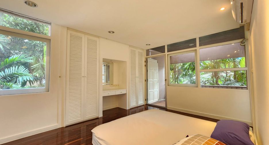 Wohnung zur Miete mit 3 Zimmer in Pathum Wan, Bangkok