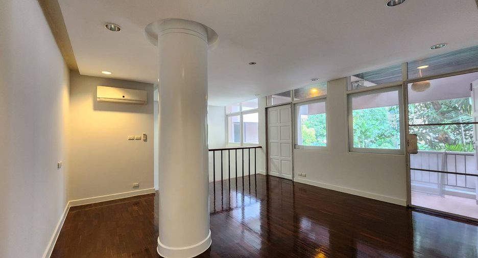 Wohnung zur Miete mit 3 Zimmer in Pathum Wan, Bangkok