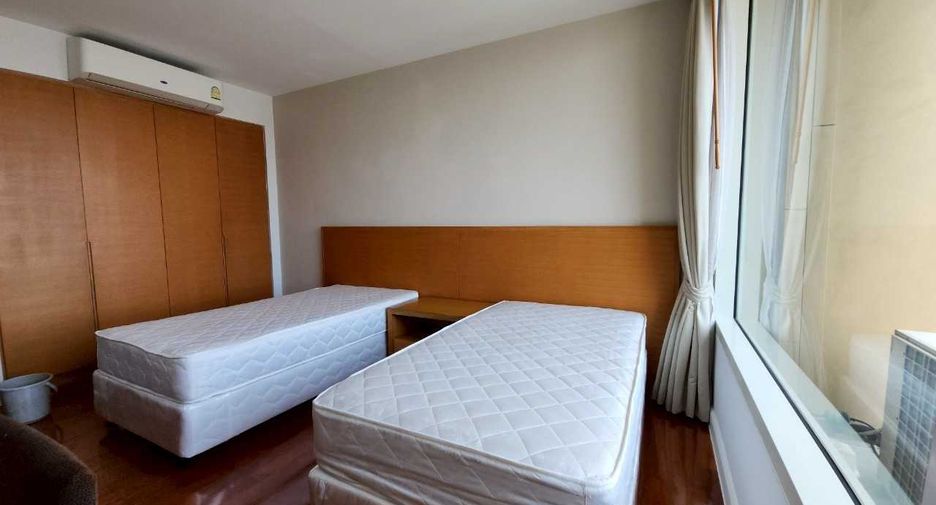 À louer 3 chambres condo à Watthana, Bangkok