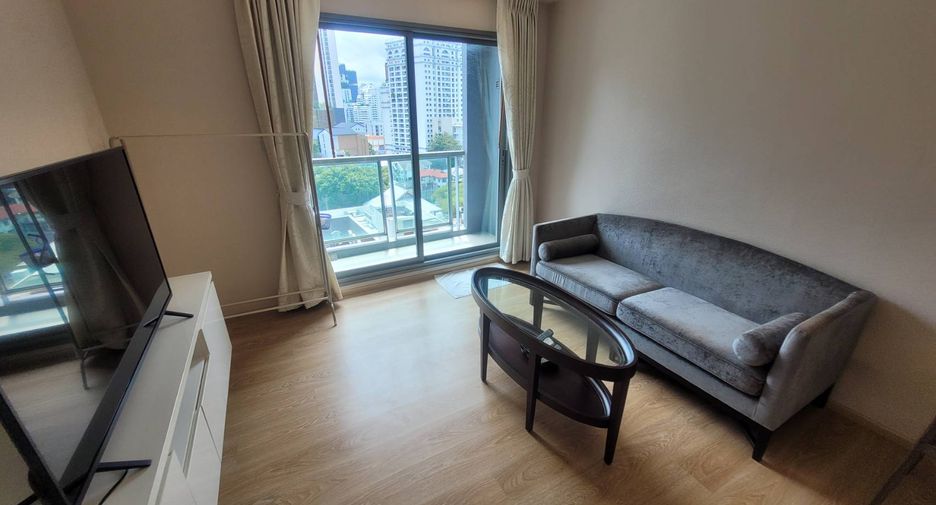 For rent 1 bed condo in Watthana, Bangkok