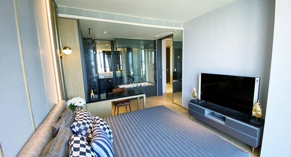 For rent 1 bed condo in Khlong Toei, Bangkok