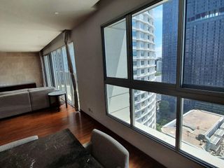 For rent 4 bedrooms condo in Watthana, Bangkok