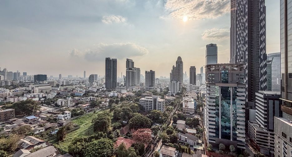 For rent and for sale 2 bedrooms condo in Sathon, Bangkok