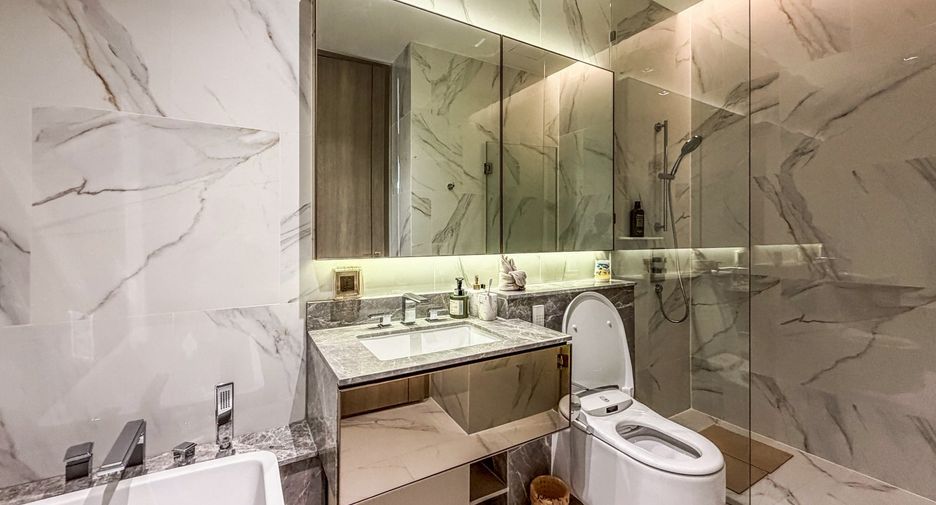 For rent and for sale 2 bedrooms condo in Sathon, Bangkok
